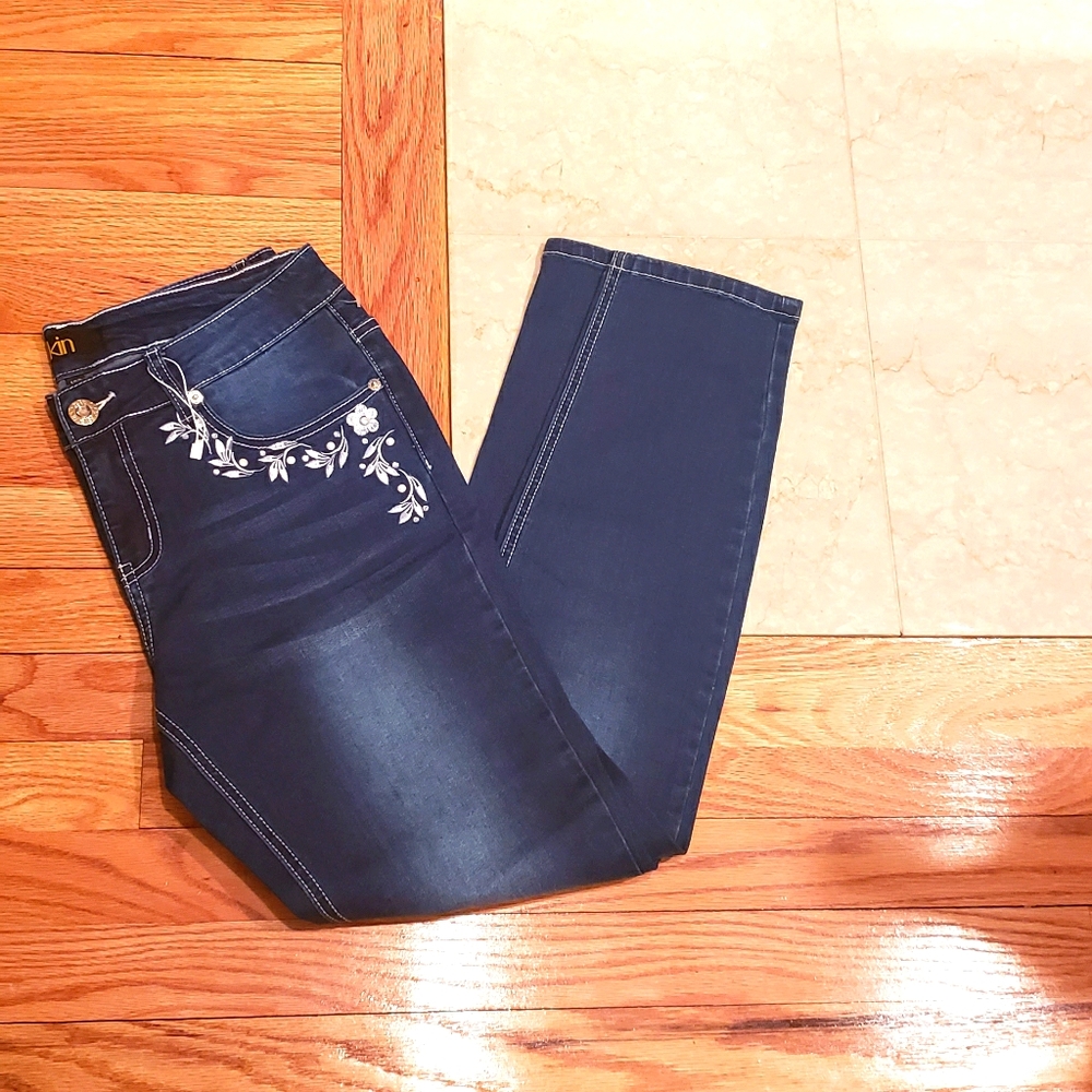 dkin Jeans